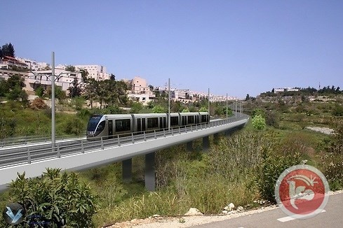 إلقاء حجر باتجاه القطار الخفيف في القدس