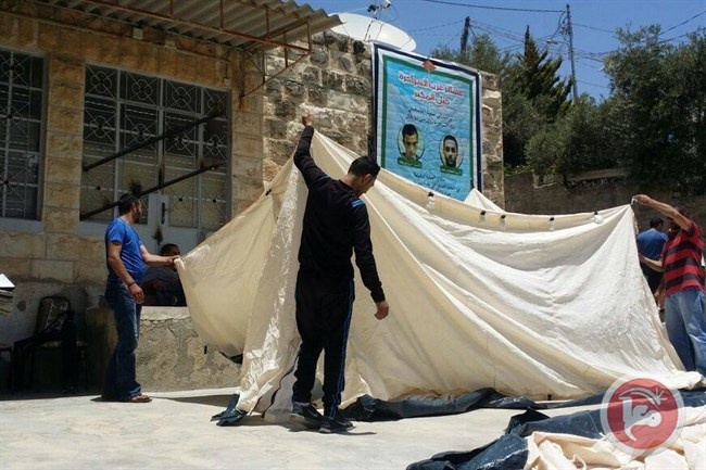 الاحتلال يهدم خيمة عائلة الشهيد عدي ابو جمل