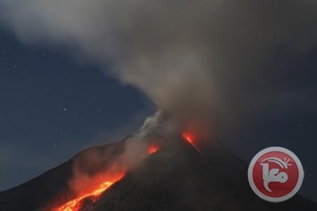 اغلاق 5 مطارات في اندونيسيا بسبب ثوران بركاني