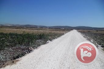 &quot;العمل الزراعي&quot; يختتم شق وتأهيل 22 كم طرق زراعية