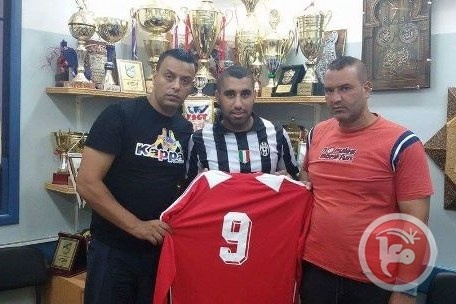 اللاعب علي النظمي يجدد لمركز جنين