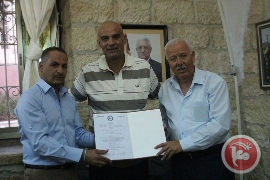 عثمان البديري مدربا لفرق ارثوذكسي رام الله بكرة السلة