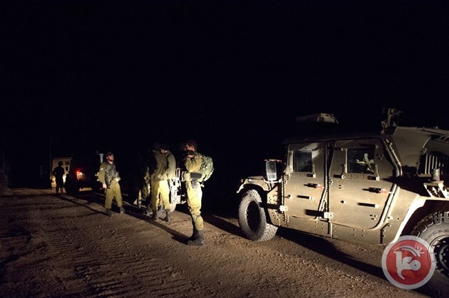 سيارة تدهس جنديا إسرائيليا جنوب الخليل