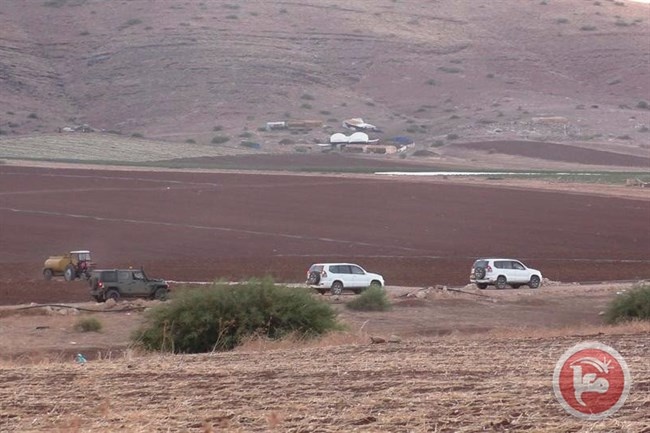 الاحتلال يخطر 9 عائلات باخلاء منازلها جنوب شرق طوباس