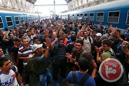 في خطوة خطيرة - توقف القطار من هنغاريا الى أوروبا