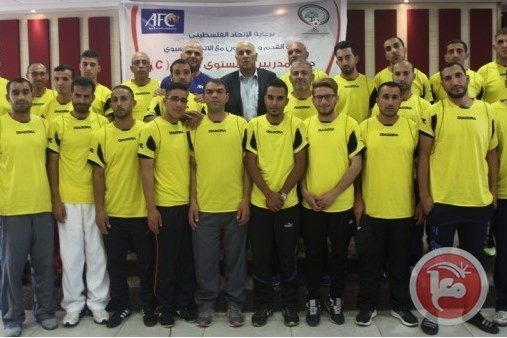 اللواء الرجوب يفتتح دورة المدربين للمستوى الثالث (C)