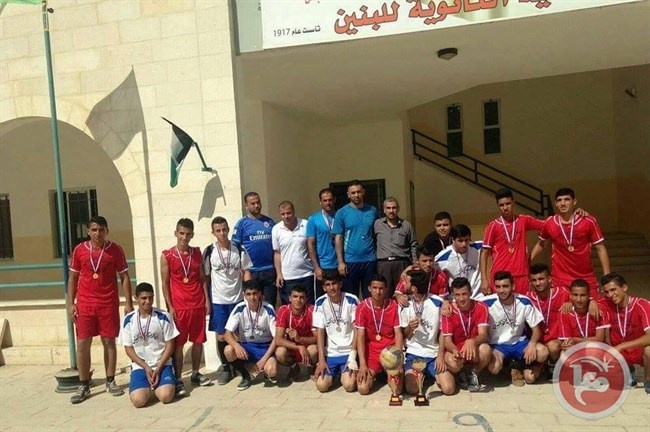 بيت فوريك الثانوية للبنين بطلة لبطولة مديرية نابلس بكرة الطائرة