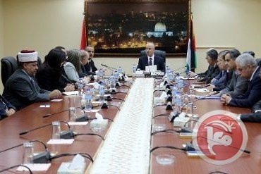 مجلس الوزراء يطالب أطراف اتفاقيات جنيف بعقد اجتماع عاجل
