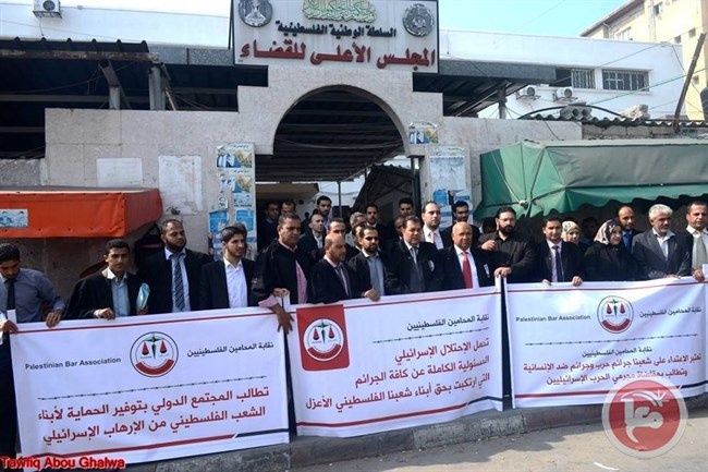محامو غزة يعلقون العمل دعما لانتفاضة القدس