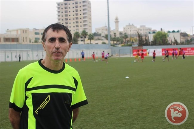 سيمون خير :البقاء في الصدارة هي تعبيد لطريق الصعود للمحترفين