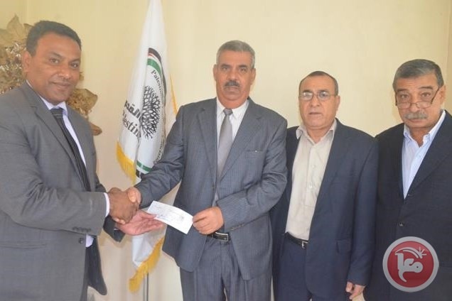 اتحاد كرة القدم يسلم لاندية الممتازة المنحة الرئاسية