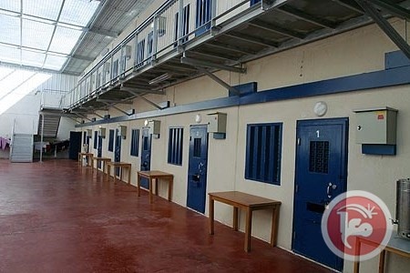 هيئة الأسرى: روايات جديدة لأسرى تعرضوا للتنكيل أثناء الاعتقال
