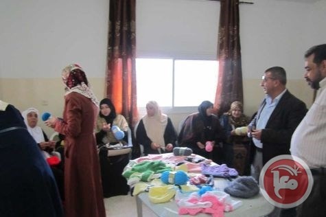 قلقيلية- وزارة الثقافة تنفذ دورة حياكة الصوف في قرية بيت أمين