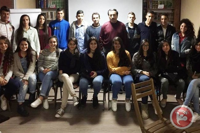 الأكاديمية الفلسطينية تواصل دورة اعداد مساعد المدرب
