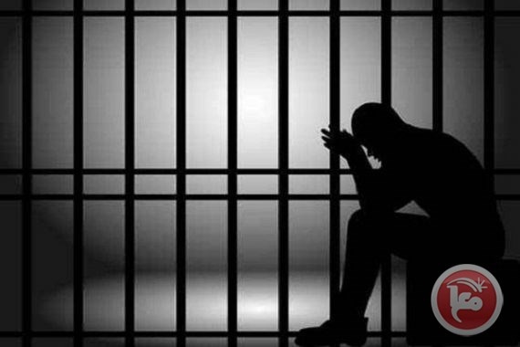 محكمة الاحتلال تُصدر أحكاما بالسجن الفعلي بحقّ أسرى
