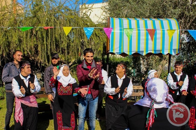 ​​محمد عساف يزور جمعية لأطفال متلازمة داون والتوحد بغزة