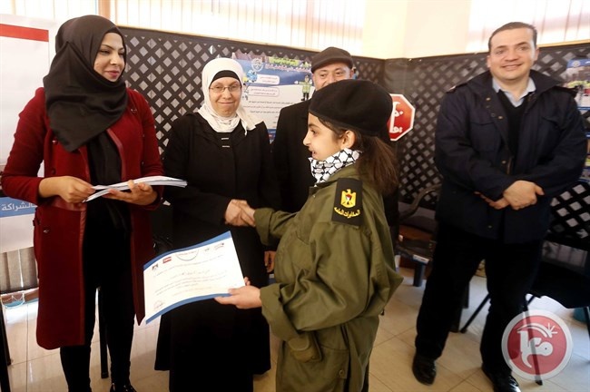 الاحتفال بالخليل باختتام مشروع السلامة على الطرق