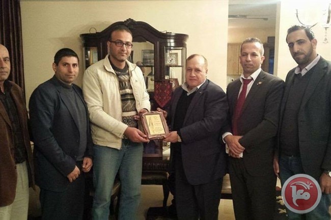 نادي سنجل يعود نقيب المحاميين حسين شبانة