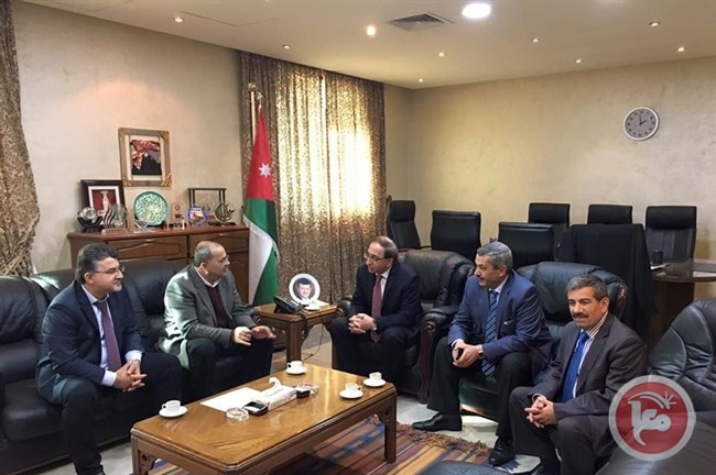الطيبي وجبارين يلتقيان وزير التعليم العالي الاردني في عمّان