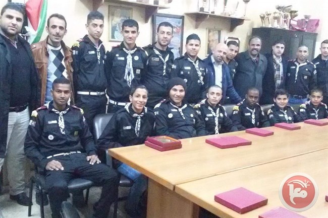 مركز بلاطة يجتمع بلجنة الكشافة ويناقش خطتها السنوية