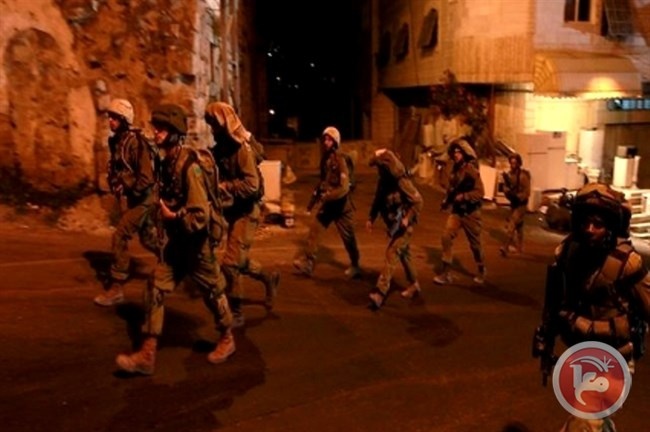 الاحتلال يعتقل 11 مواطناً من الضفة