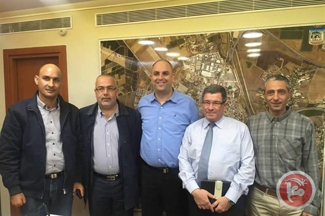 النائب اسامة سعدي ومدير عام شركة البريد في جولة ميدانية بمدينة اللد