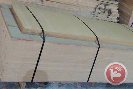 مصادرة شرائح اسرائيلية ومنتجات مستوطنات بنابلس