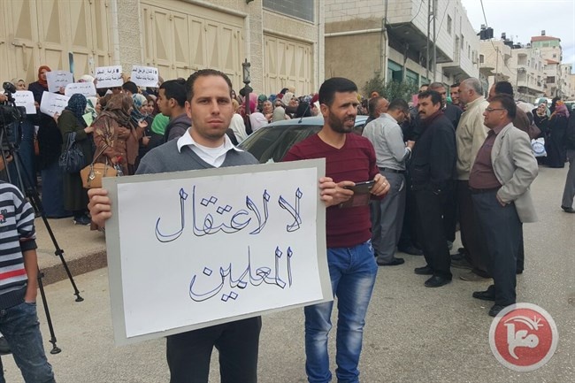 المحمود: الحكومة ملتزمة ببنود الاتفاق وتدعو لتسريع دوام المدارس