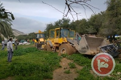 الاحتلال يهدم 15 مبنى ومحطة محروقات في الضفة