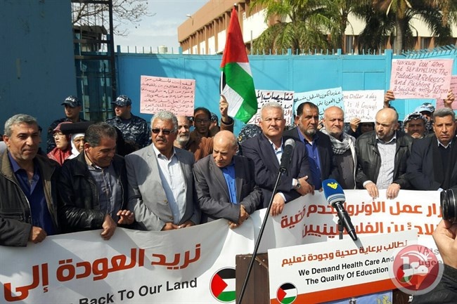 اعتصام للاجئين الفلسطينيين بلبنان يحمل 4 رسائل