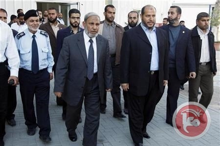 زيارة مهمة - ملك السعودية سهل دخول حماس الى مصر