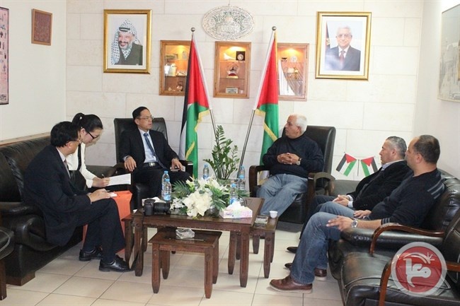 المحافظ البكري يستقبل السفير الصيني