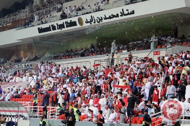 تخصيص &quot;37 &quot; حافلة لنقل جماهير الامارات الى مباراة فلسطين