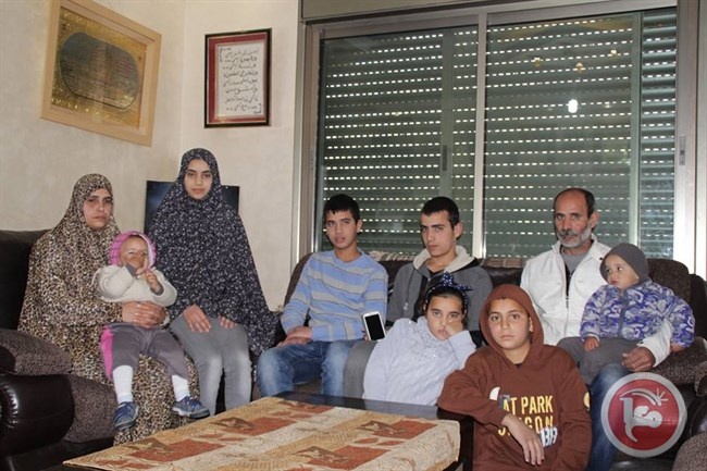 عائلة الشهيد أبو رجب.. طرد من القدس واحتجاز للجثمان