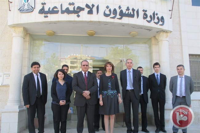 الوزير الشاعر يستقبل وزيرة الصحة والشؤون الاجتماعية الفرنسية