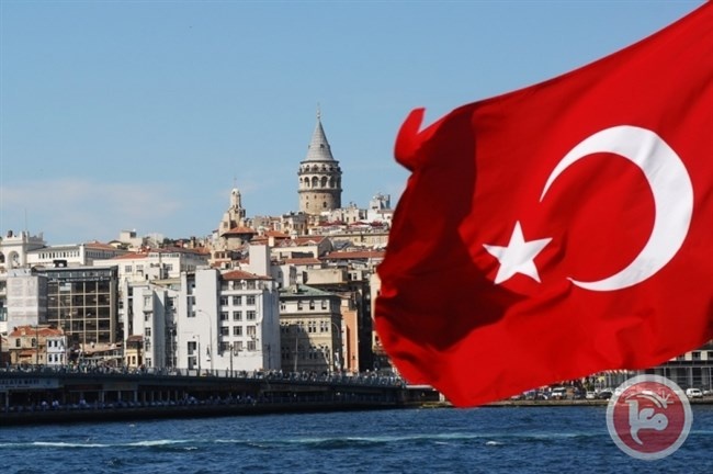تركيا تعلق خدمات التأشيرات بأمريكا