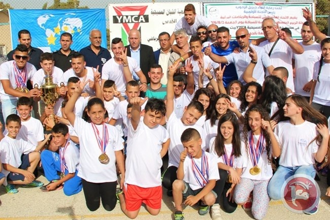 &quot; صور &quot; من بطولة الربيع للسباحة