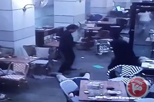 اعتقالات وقرار باعادة هدم منازل منفذي عملية بتل ابيب (فيديو)