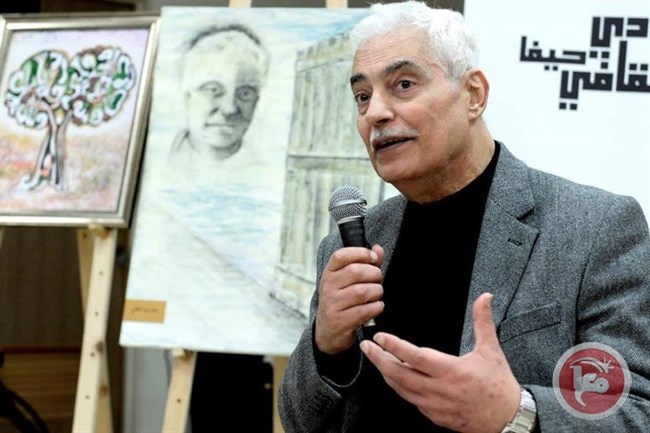 الصحة: نتابع حالة الشاعر دحبور باهتمام
