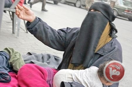 التسول.. من حاجة إلى مهنة موسمية في رمضان