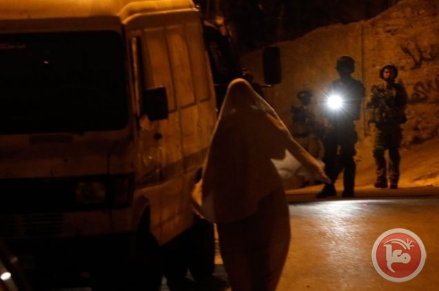 الضفة: الاحتلال يعتقل 10 مواطنين بينهم فتاة