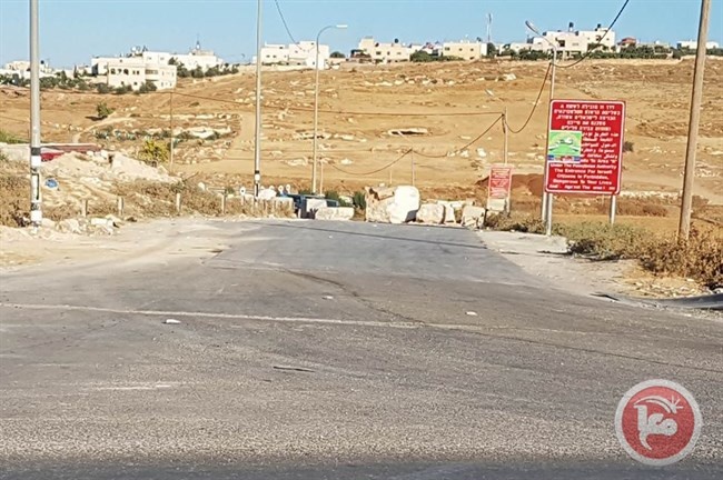 الارتباط العسكري يتمكن من اعادة فتح طريقين بالخليل