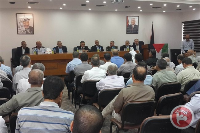 قائد منطقة جنين يشارك في اجتماع مع وزير الحكم المحلي