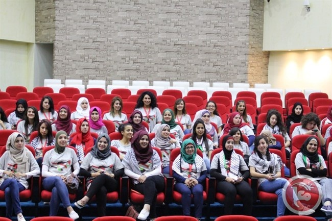 وفد شبابي فلسطيني يلتقي رئيس لجنة الشؤون العربية في مجلس النواب