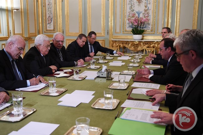 الرئيس يعقد جلسة مباحثات مع نظيره الفرنسي