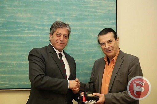 السفير طوباسي يلتقي نائب رئيس البرلمان اليوناني