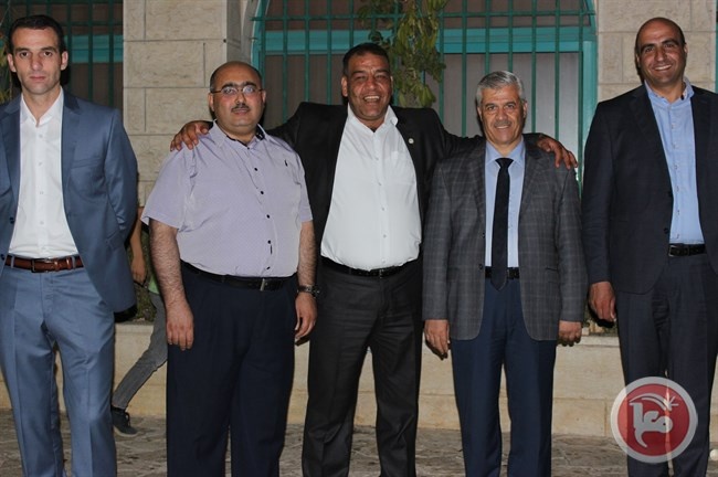 ادارة شباب الخليل تستقبل المهنئين