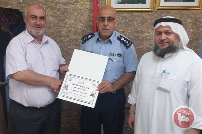 مديرية الأوقاف تكرم مدير شرطة محافظة قلقيلية