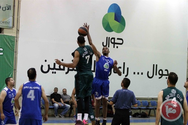 في دوري جوال لكرة السلة:اهلي القدس يتقدم على بيرزيت