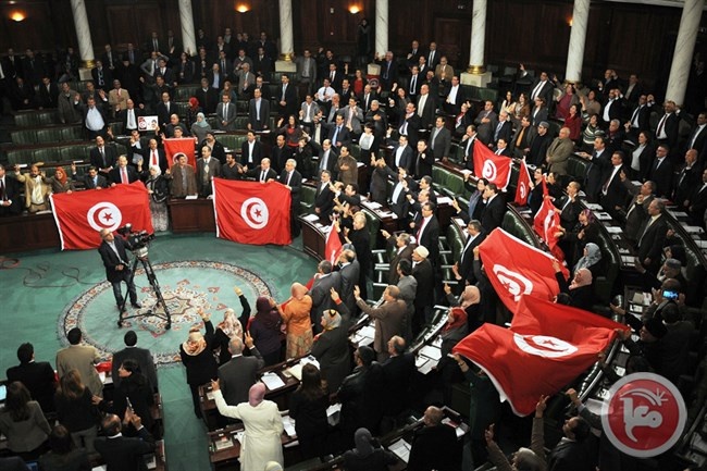 البرلمان التونسي يمنح الثقة لحكومة الشاهد